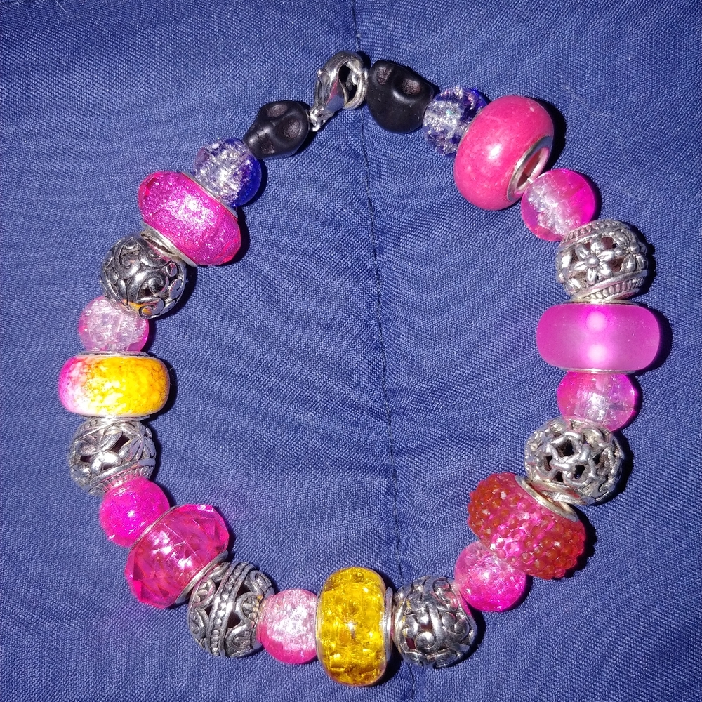 Homemade Beaded bracelet. Multicolor.